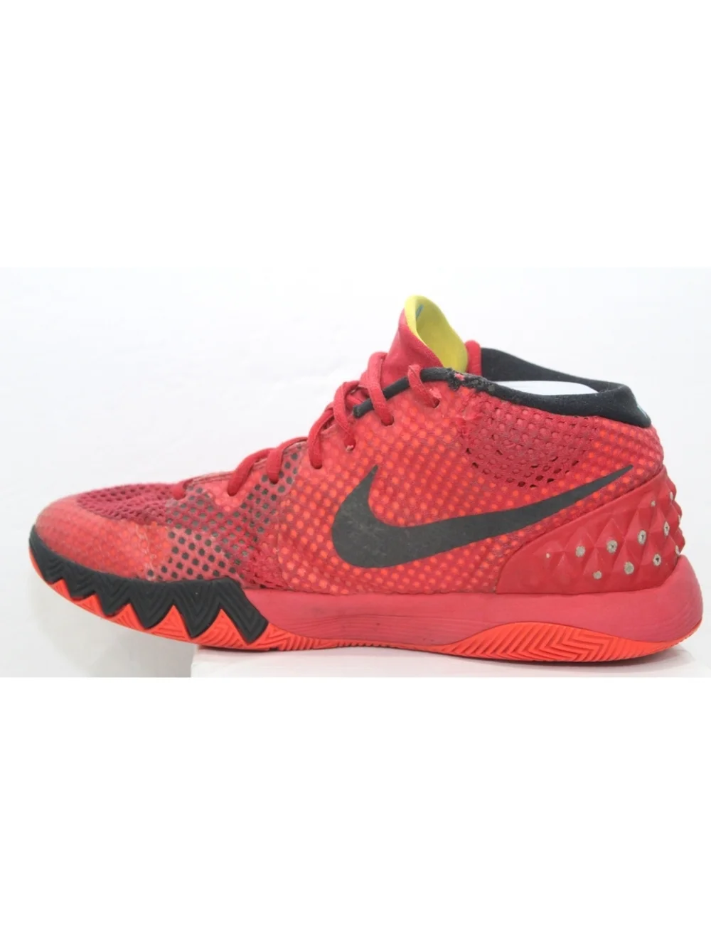 Nike Kyrie Irving 1 BG GS Youth Basketball Shoes Sz 7Y Deceptive Red 717219-606